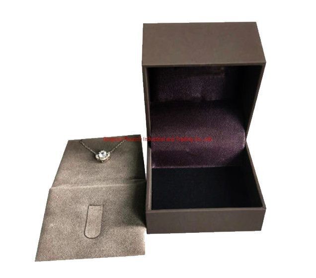 Taşınabilir Hinged Clamshell Tipi Mücevher Paketleme Müşteri Gereksinimlerine Göre Kadife Eklentili Hediye Kağıt Kutu