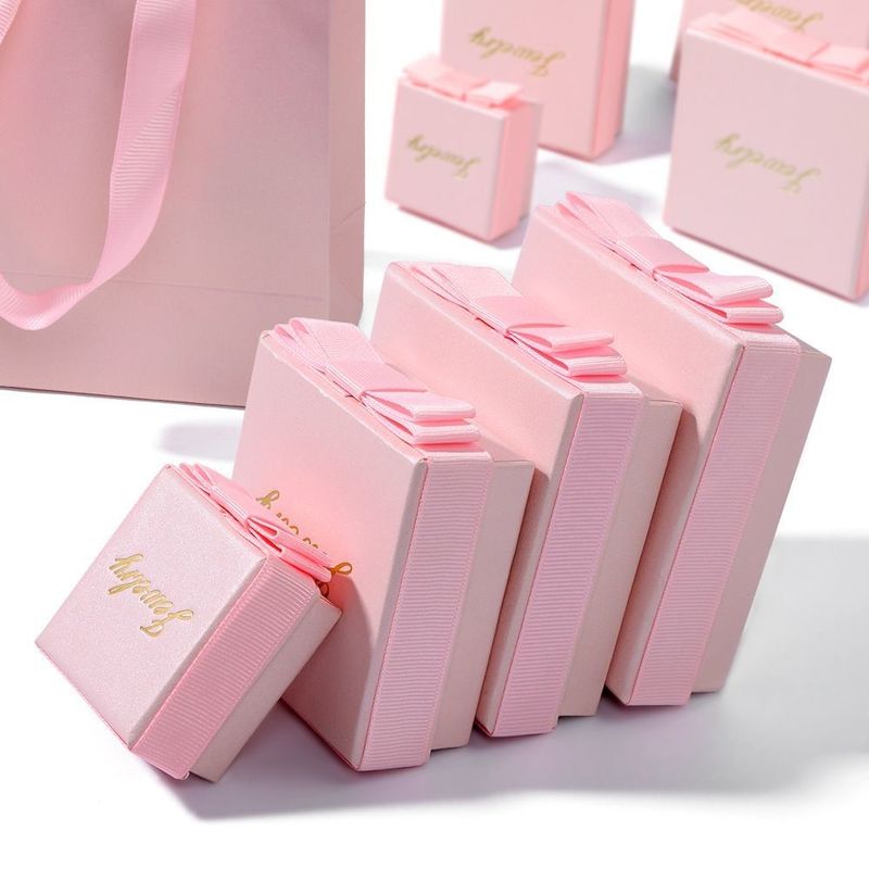 Pembe Renkli Mücevherlik Hediye Kutusu Eko Dostlu Sıcak Damgalama Lüks Kağıt Paket Kutusu